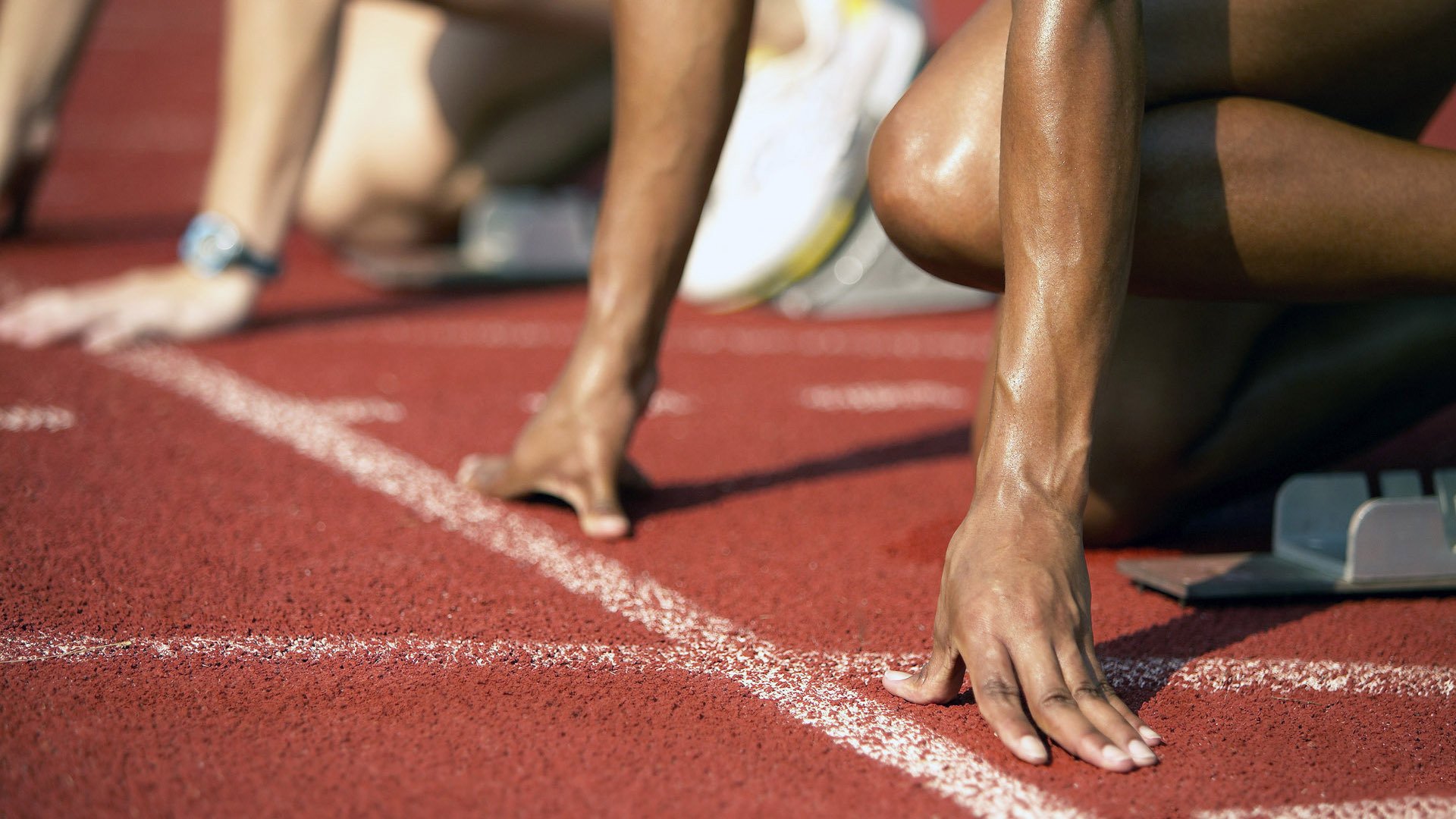 美国队接力队员齐心协力助力夺冠